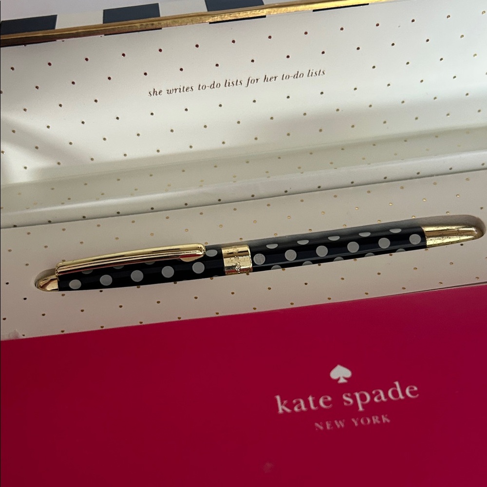 Kate Spade Black and Gold Polka Dot Pen